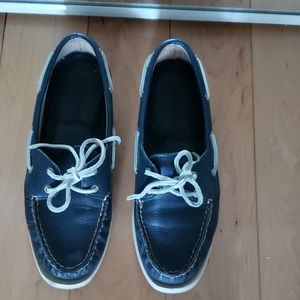 Boat shoes